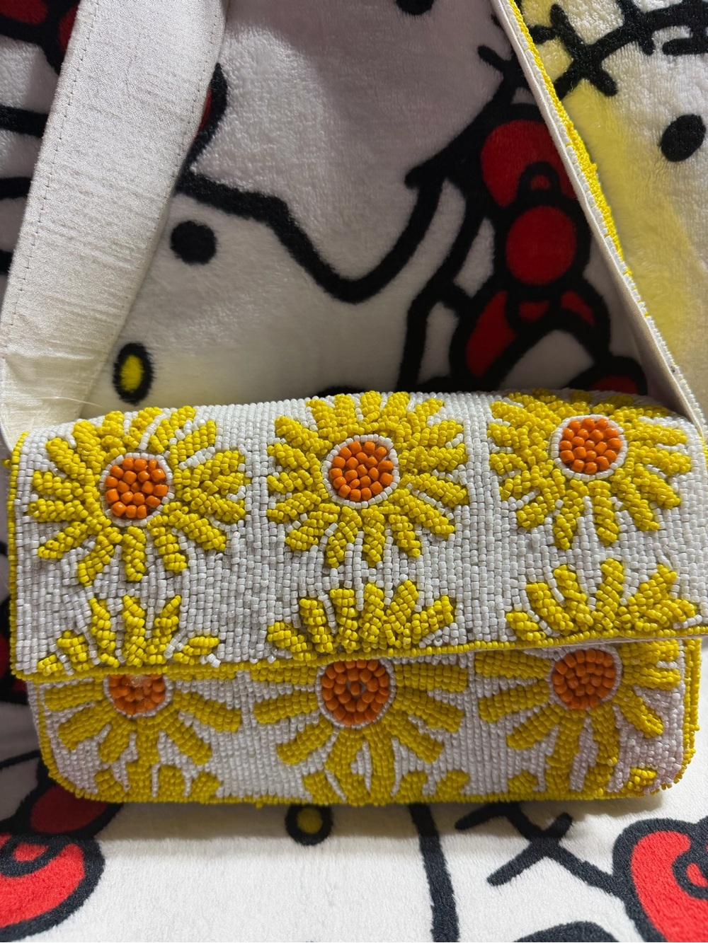 Beaded Sunflower Clutch in Yellow and Orange NWOT
